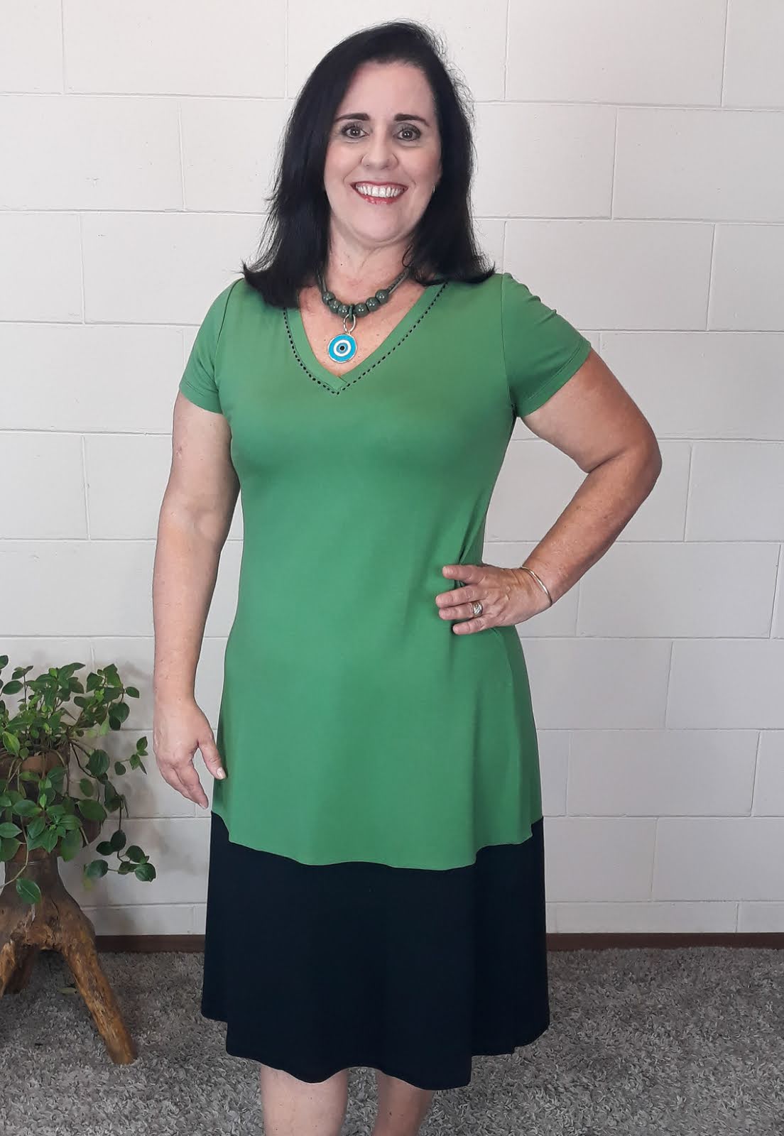 Vestido Bea Abdalla Midi Decote V Verde/Preto